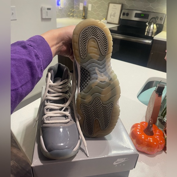 Nike Cool Greys - Picture 4 of 8